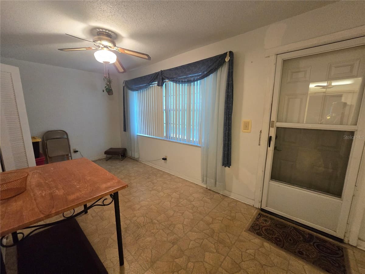 5217 81ST STREET — photo 37 of 52
