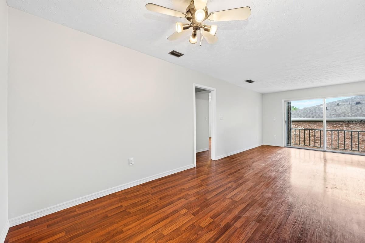 4208 LAKE UNDERHILL ROAD — photo 6 of 45