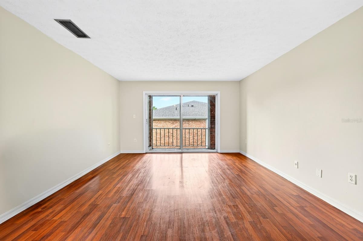 4208 LAKE UNDERHILL ROAD — photo 12 of 45