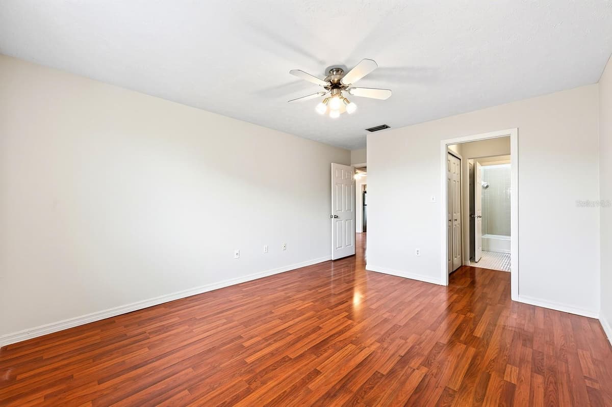 4208 LAKE UNDERHILL ROAD — photo 15 of 45