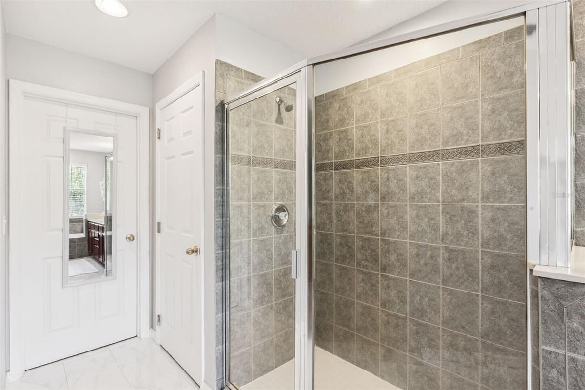 7506 CRANES CREEK COURT — photo 14 of 20