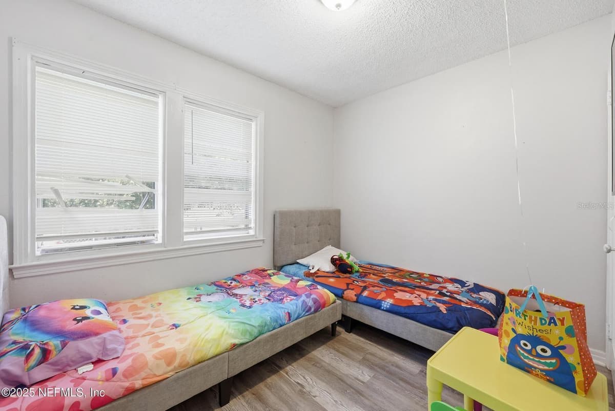 1305 MELSON AVENUE — photo 11 of 26