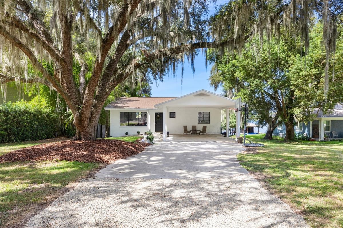 38 LIVE OAK ROAD — photo 3 of 80