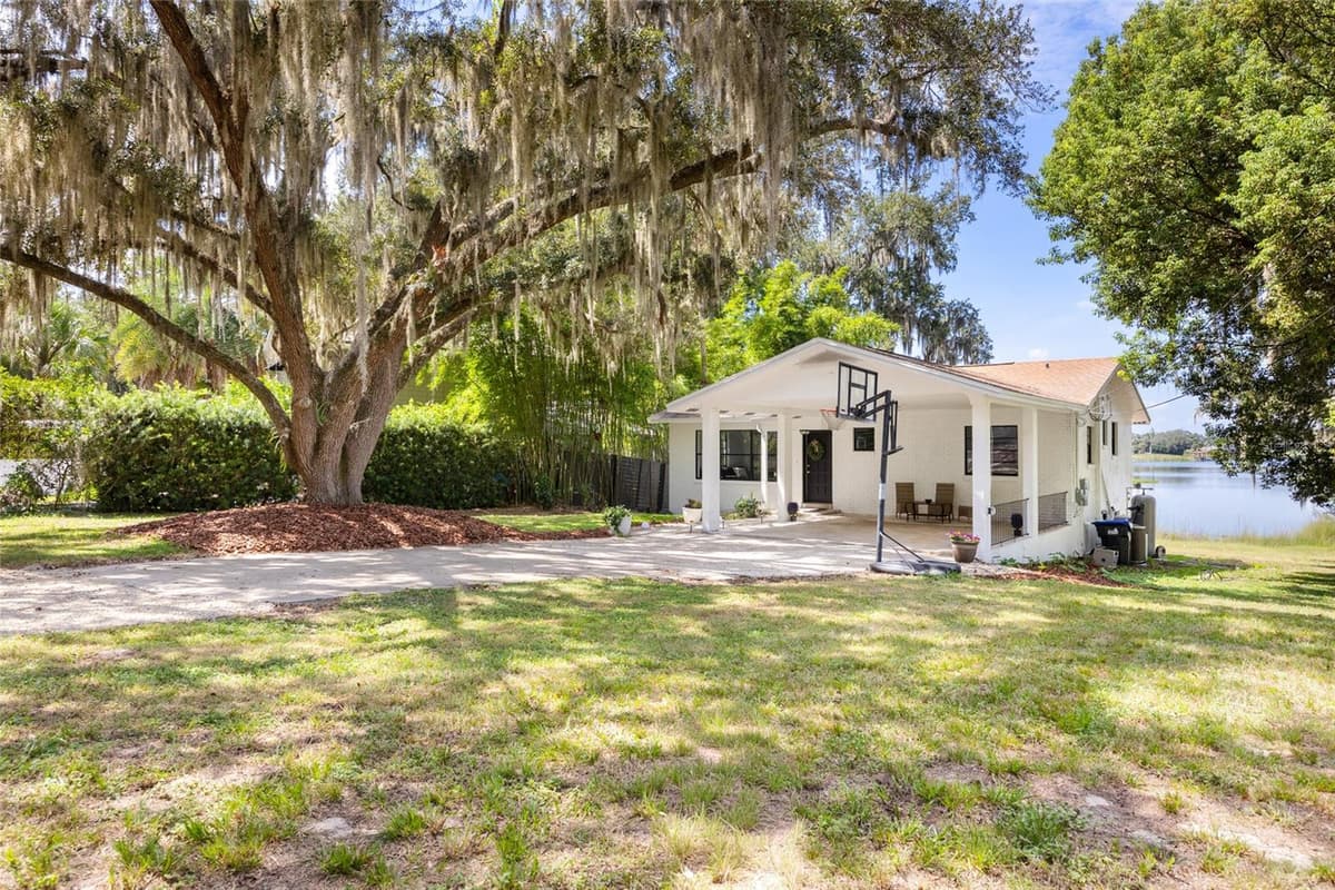 38 LIVE OAK ROAD — photo 7 of 80