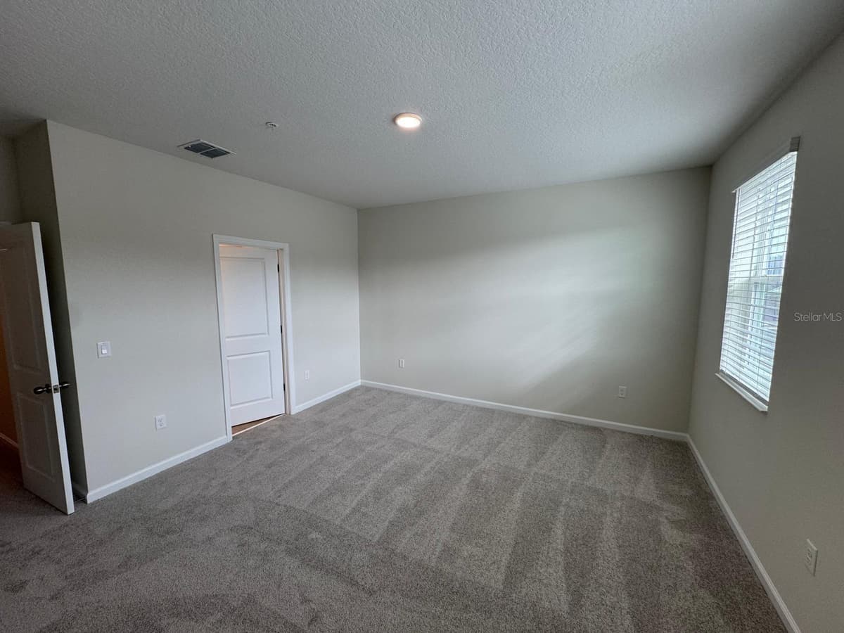 498 LADY PALM STREET — photo 9 of 22