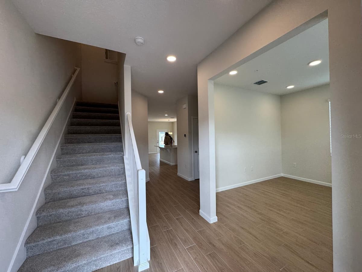 498 LADY PALM STREET — photo 3 of 22
