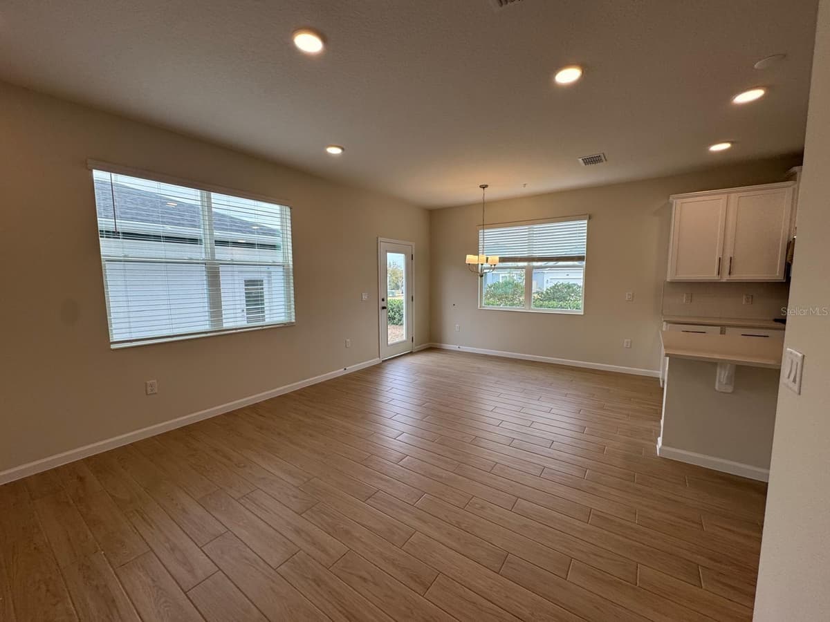 498 LADY PALM STREET — photo 7 of 22