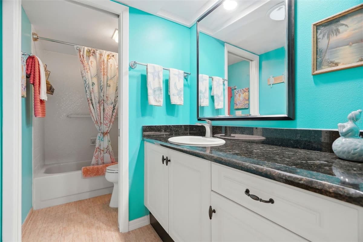 3207 GREEN DOLPHIN STREET — photo 14 of 39