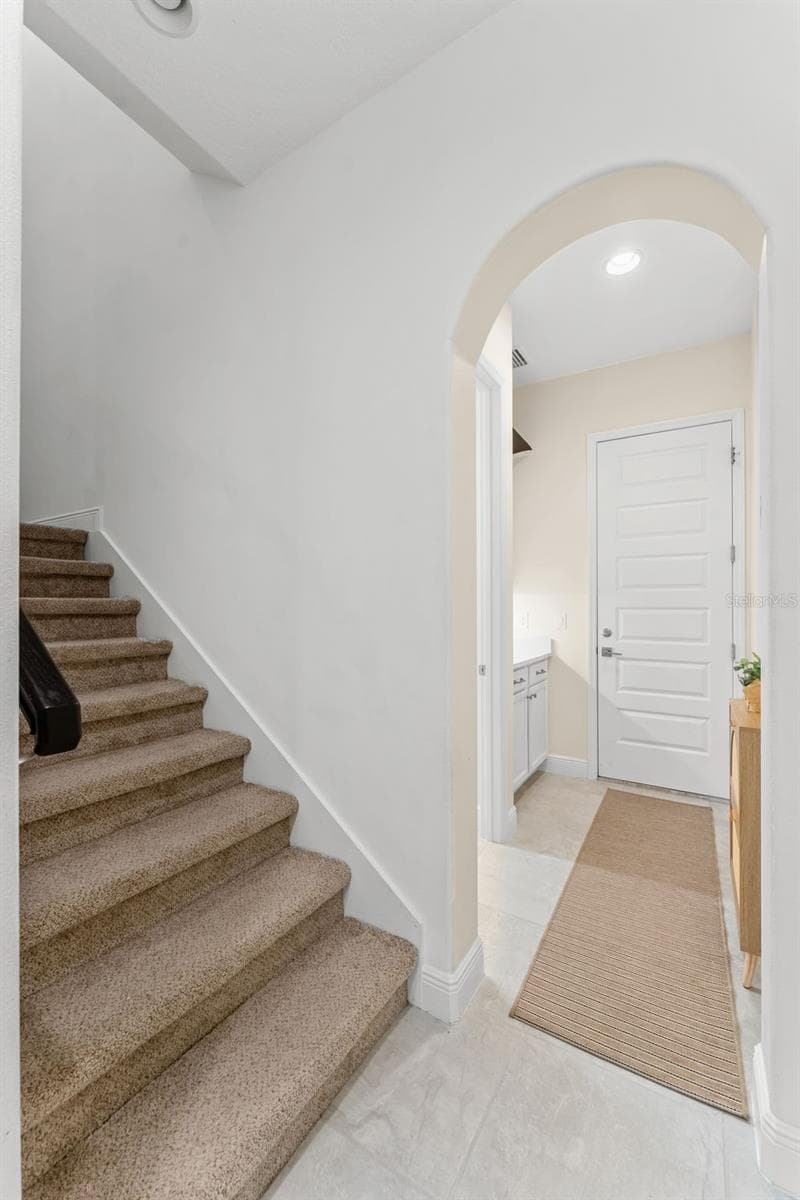 2564 ADDISON DRIVE — photo 19 of 59