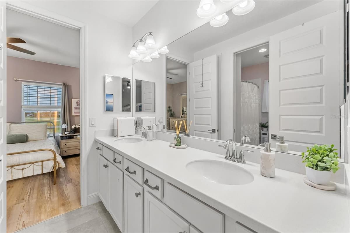 2564 ADDISON DRIVE — photo 25 of 59