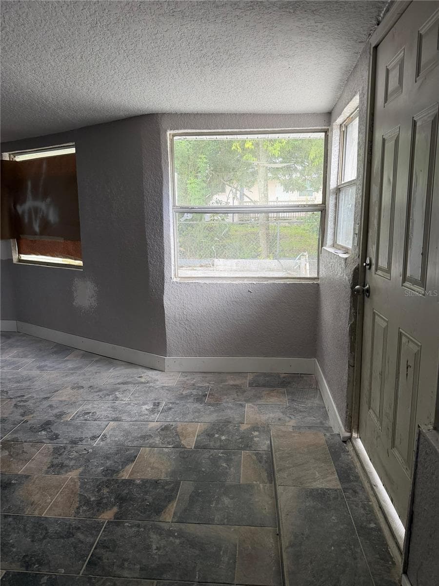 1150 LEWIS DRIVE — photo 24 of 25