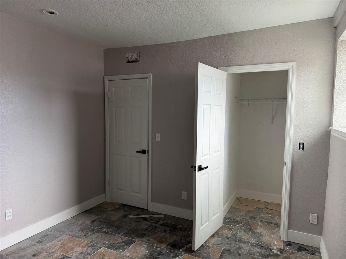 1150 LEWIS DRIVE — photo 6 of 25