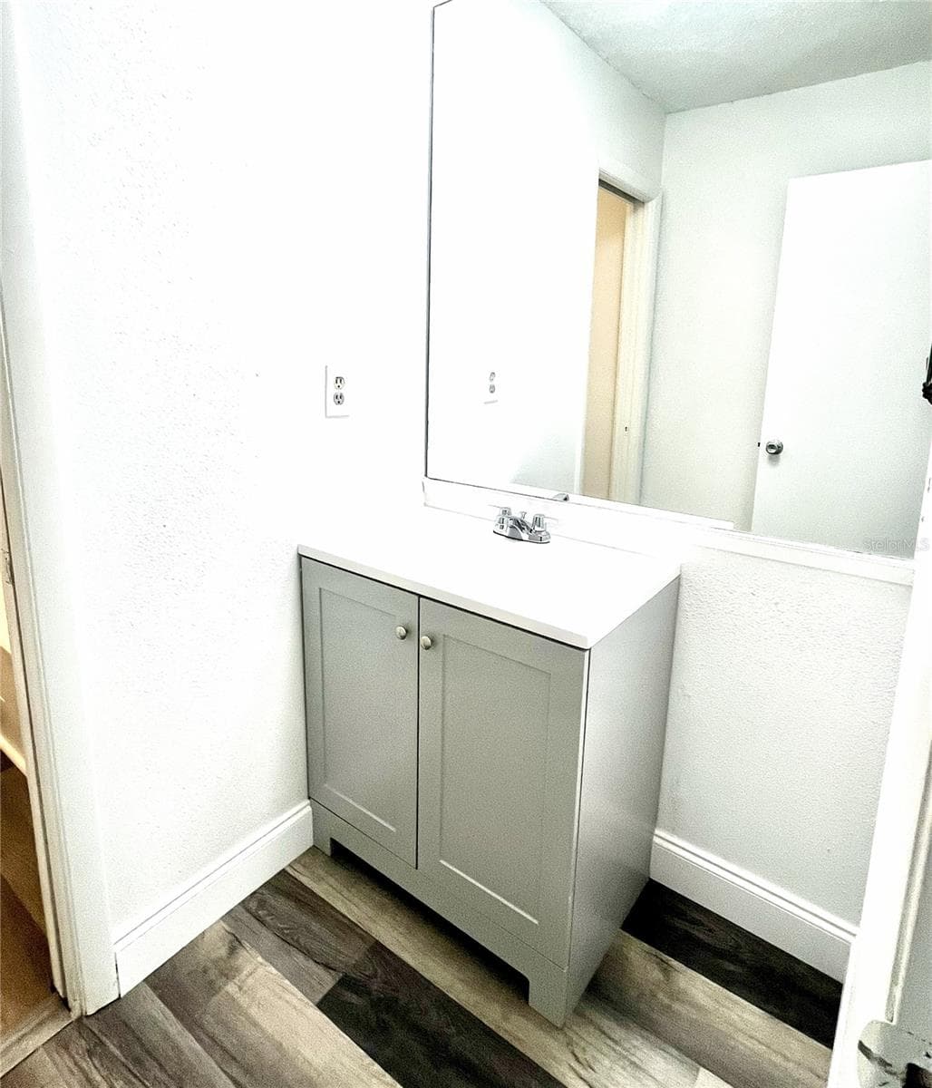 7927 PINE DRIVE — photo 5 of 7