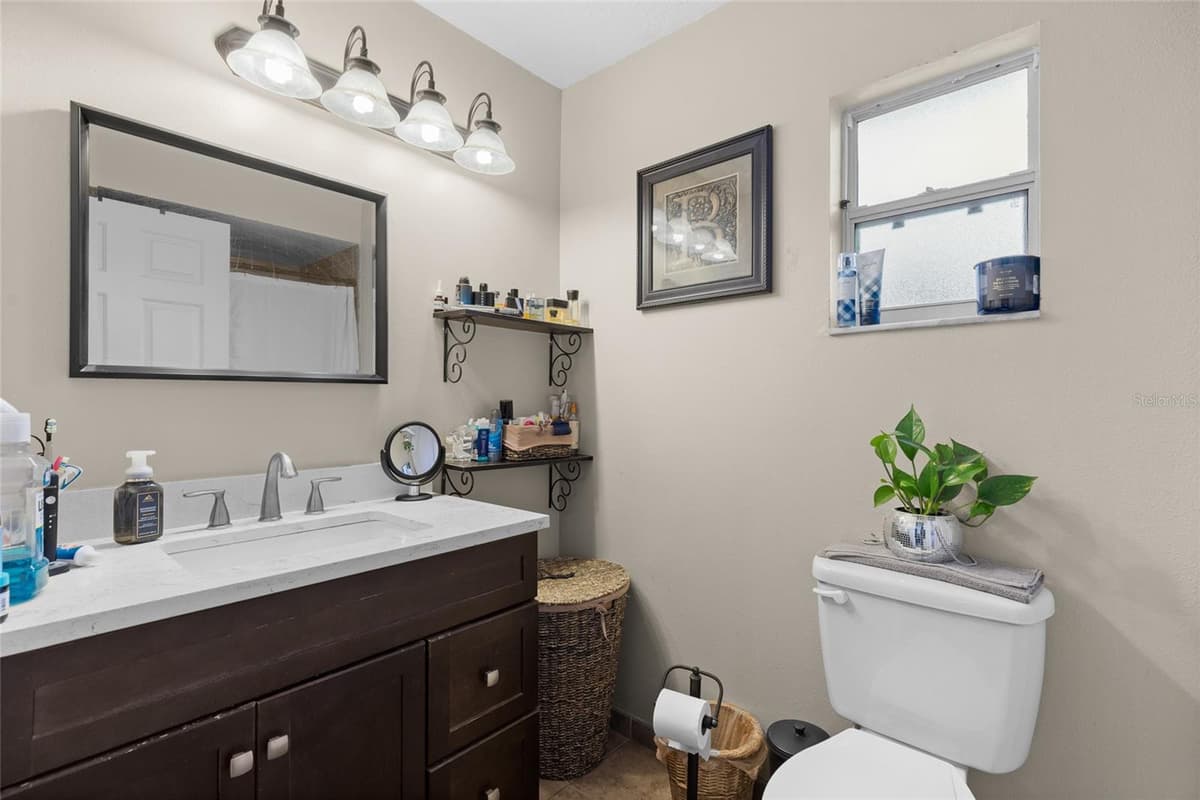 2440 AINSWORTH AVENUE — photo 18 of 28