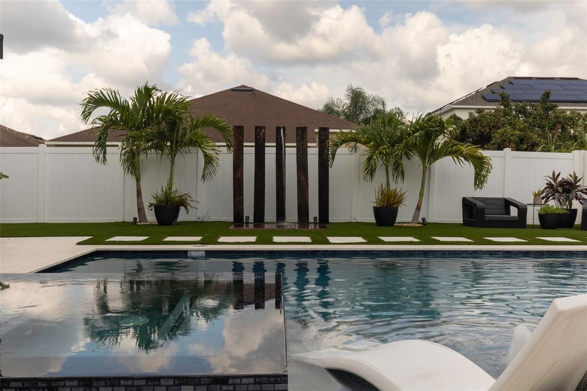 526 FIRST CAPE CORAL DRIVE — photo 14 of 41