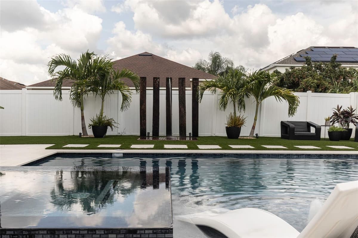 526 FIRST CAPE CORAL DRIVE — photo 12 of 41