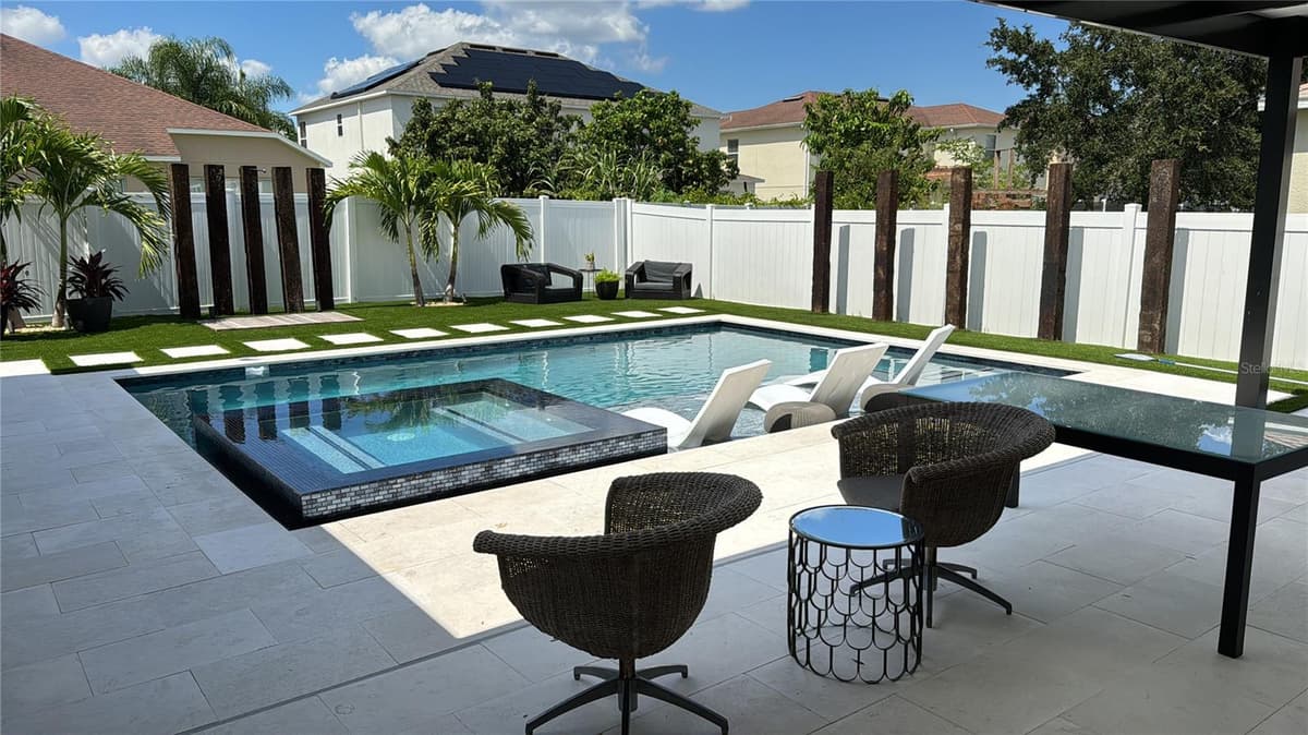 526 FIRST CAPE CORAL DRIVE — photo 9 of 41