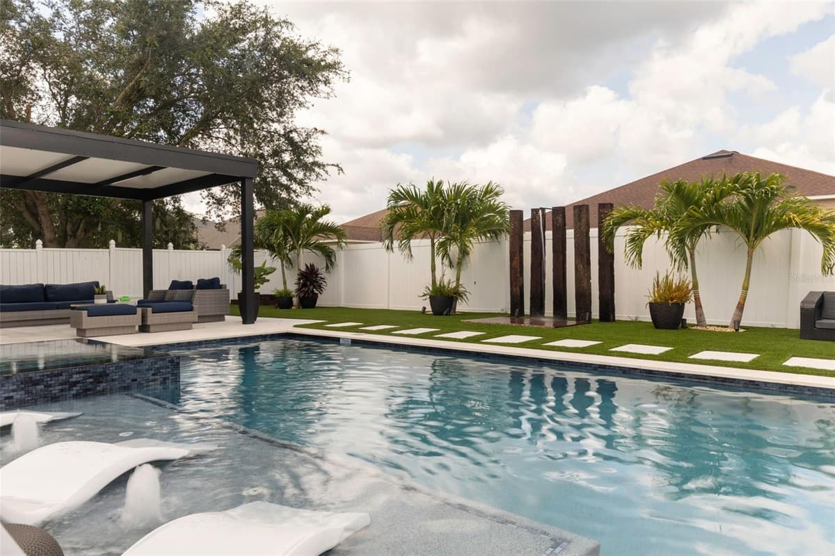 526 FIRST CAPE CORAL DRIVE — photo 13 of 41