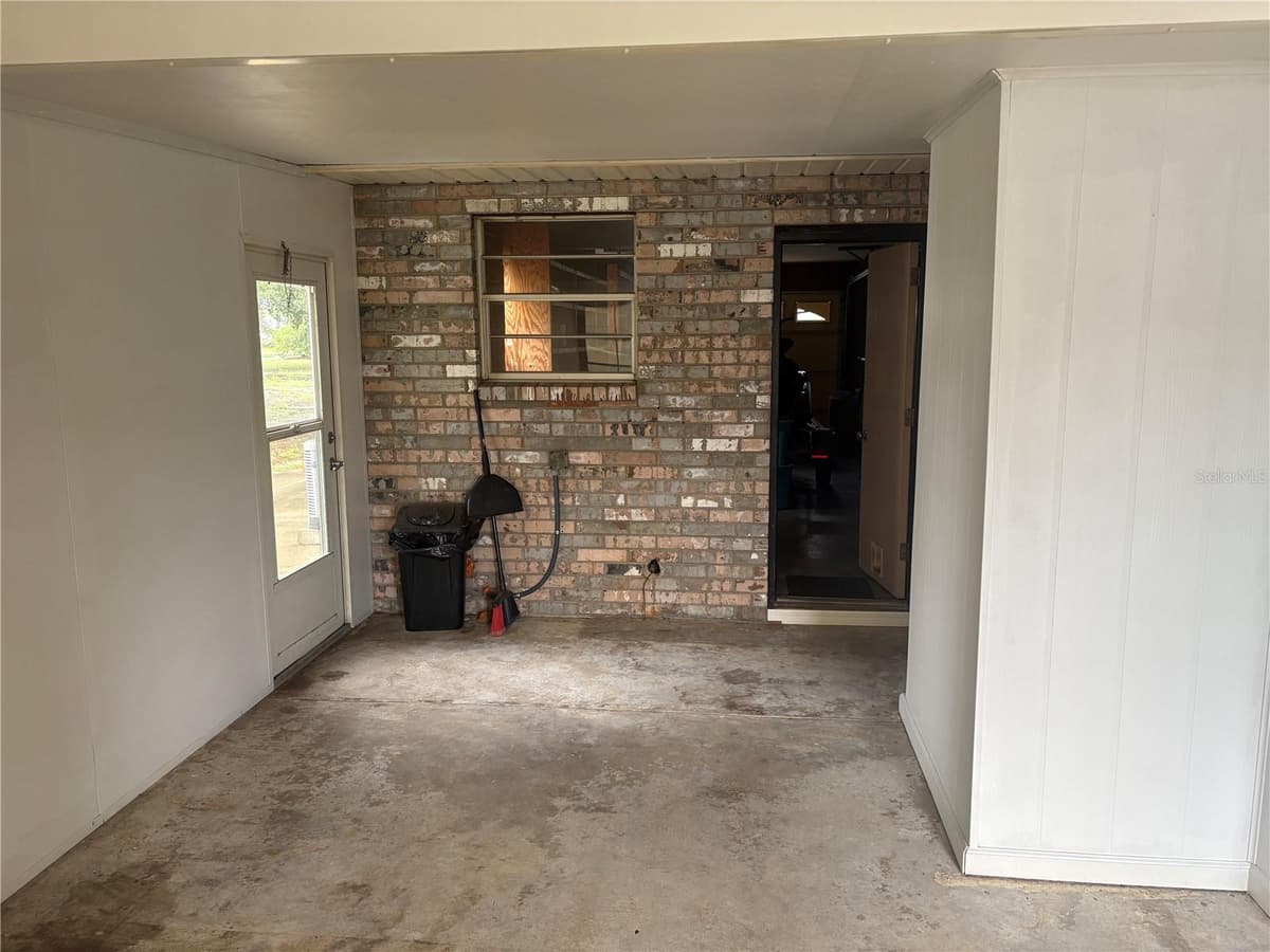 3690 DALE COURT — photo 34 of 40