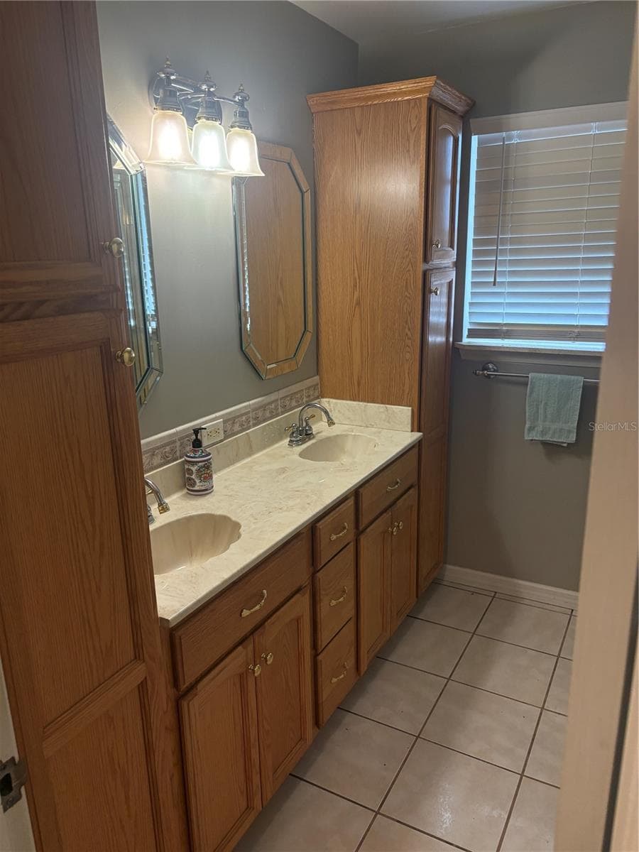 3690 DALE COURT — photo 19 of 40