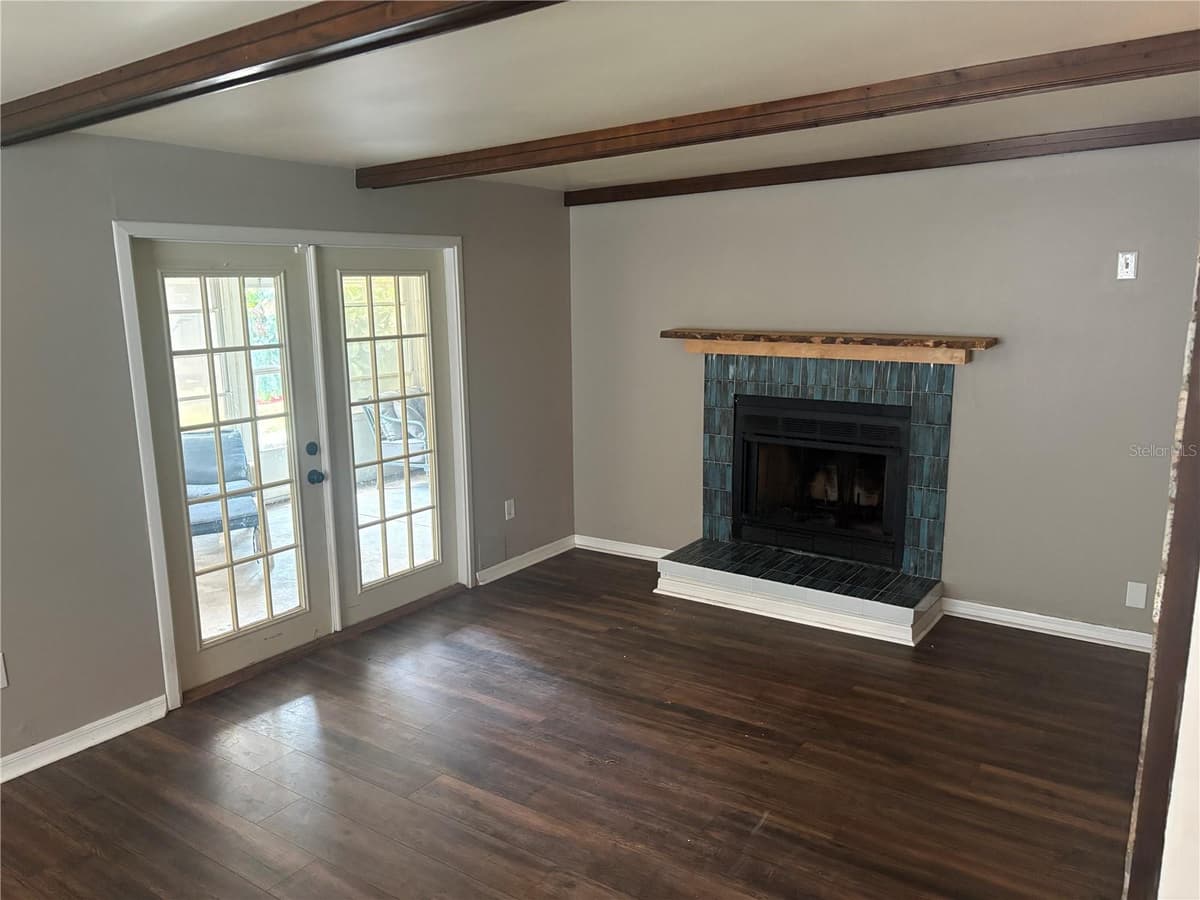 3690 DALE COURT — photo 16 of 40