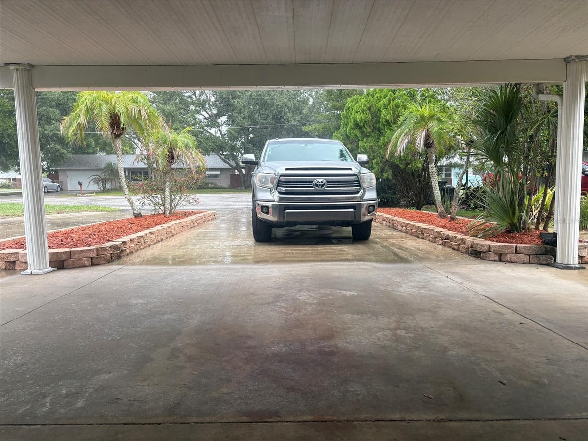 3690 DALE COURT — photo 8 of 40