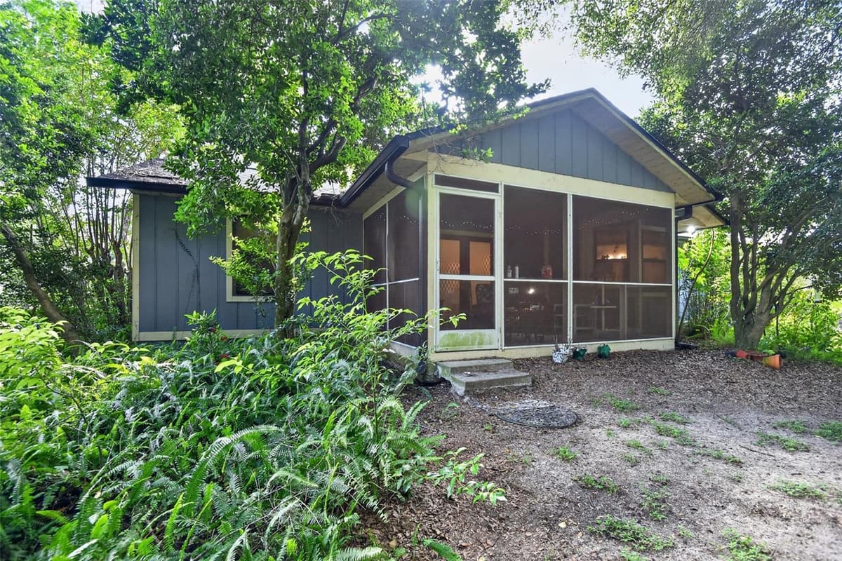 950 WOODSITE DRIVE — photo 4 of 25