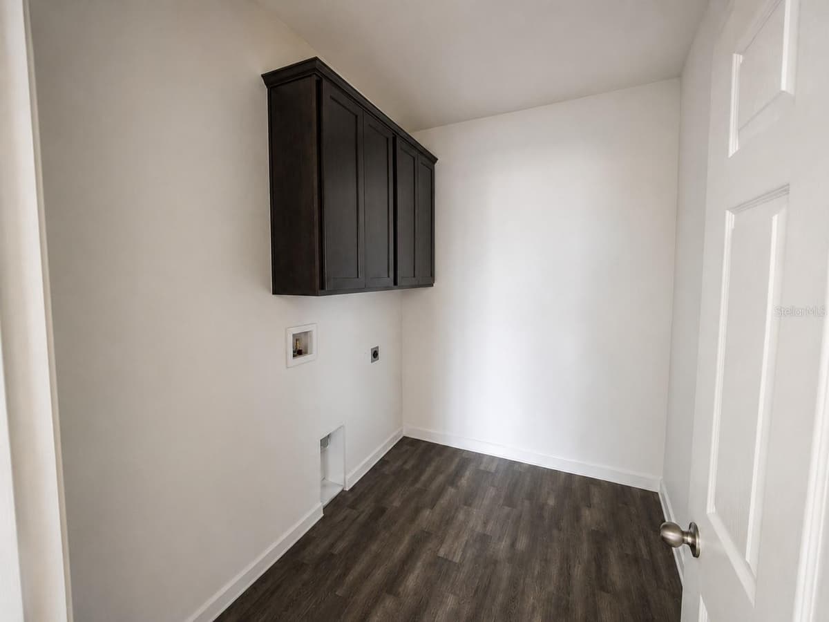 780 CONSUMER STREET — photo 5 of 11
