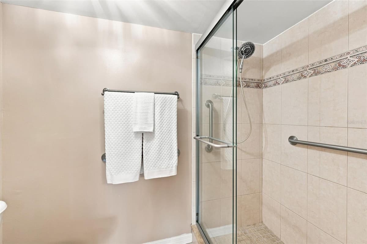 55 ROGERS STREET — photo 33 of 53