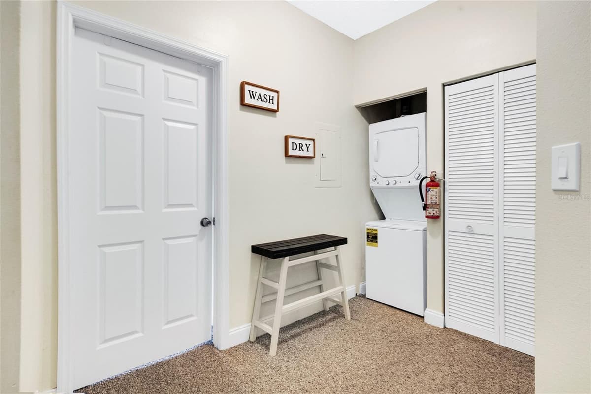 8825 CORAL PALMS COURT — photo 16 of 25
