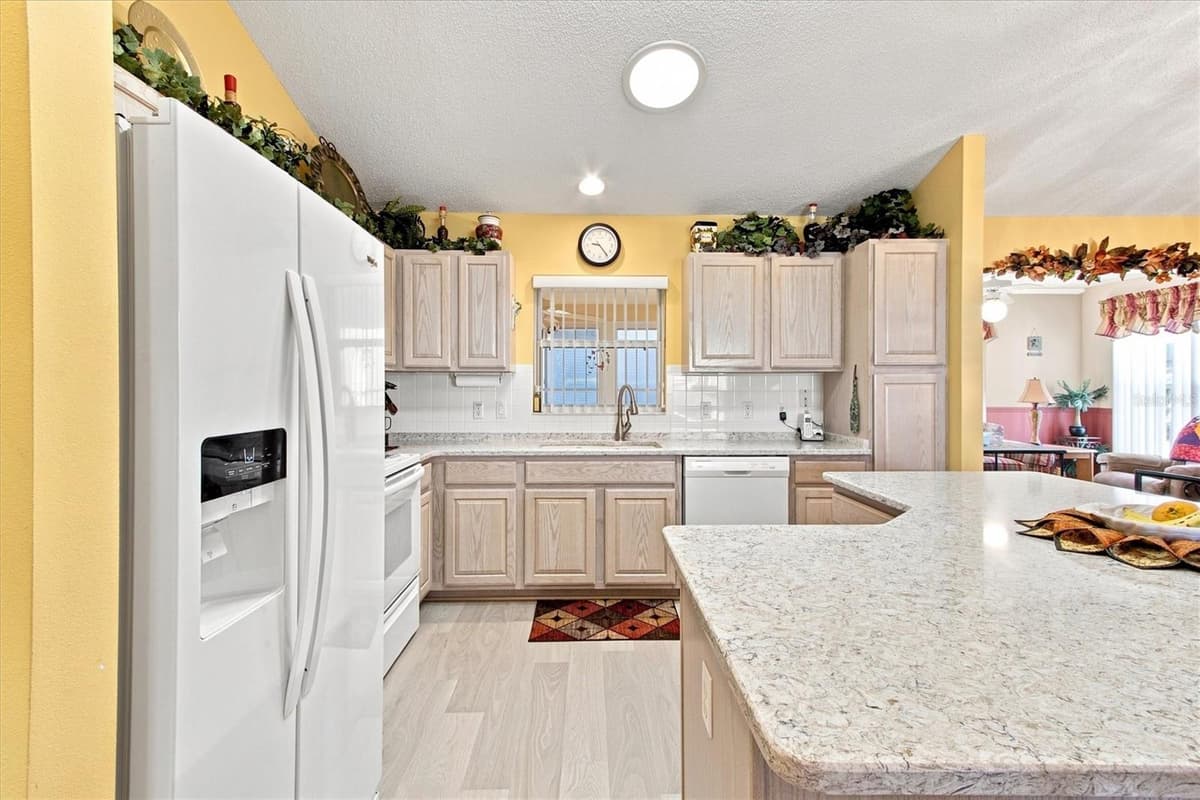 1507 BARRERA COURT — photo 11 of 34