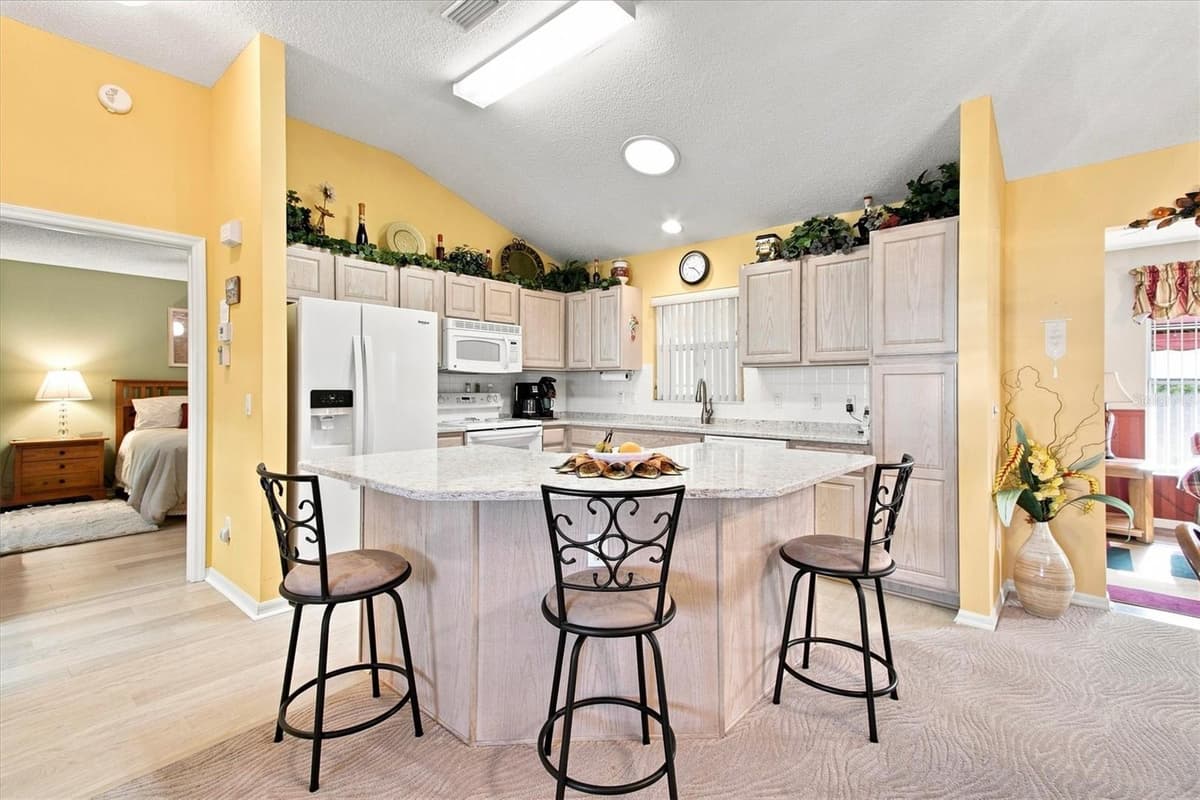 1507 BARRERA COURT — photo 9 of 34