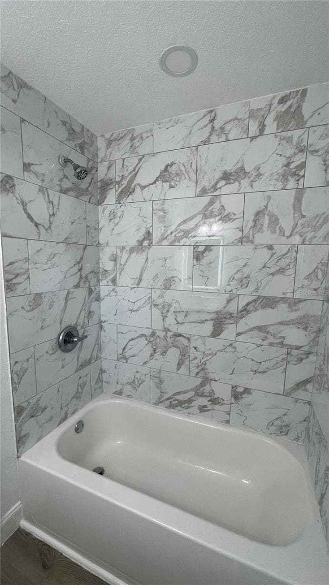 113 DIVISION STREET — photo 9 of 24
