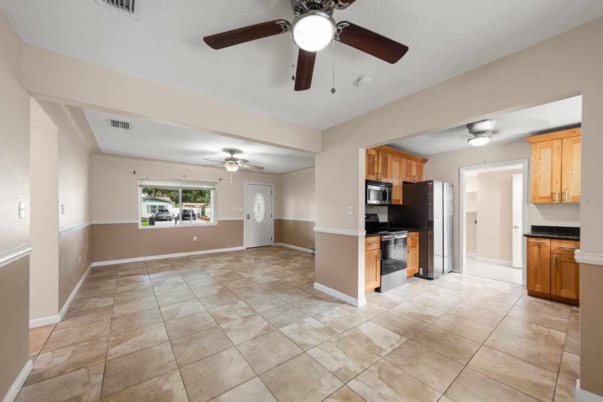 3531 FLORAL DRIVE — photo 8 of 32