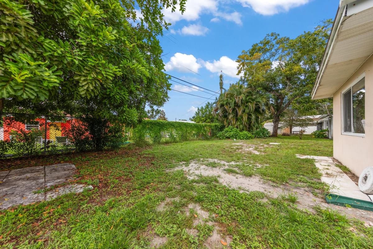 3531 FLORAL DRIVE — photo 30 of 32