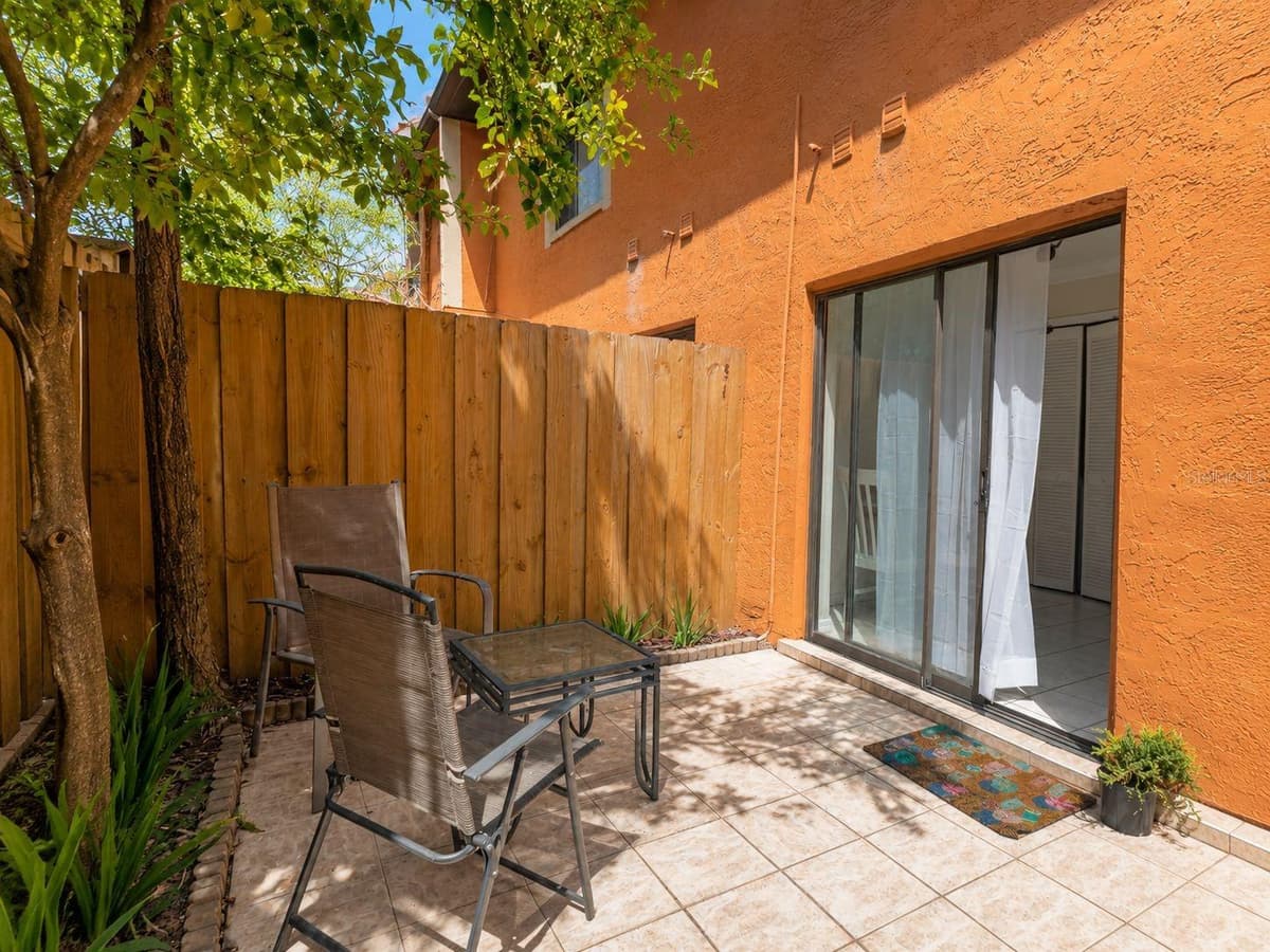 7336 FOREST HILL COURT — photo 5 of 10