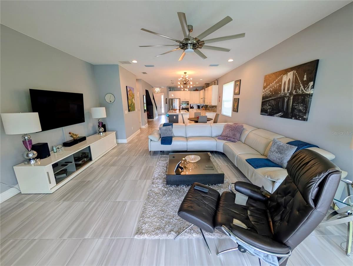 4844 ANTRIM DRIVE — photo 7 of 35