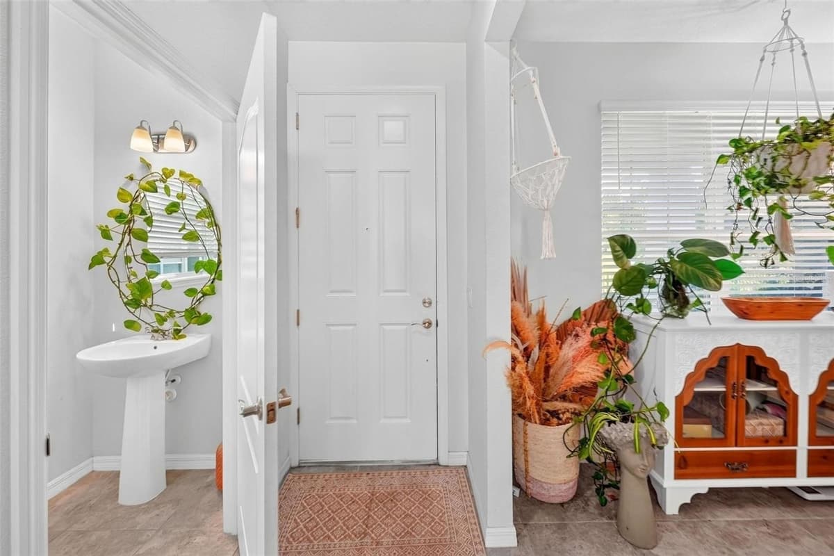 11156 HANLON TERRACE ALLEY — photo 10 of 47