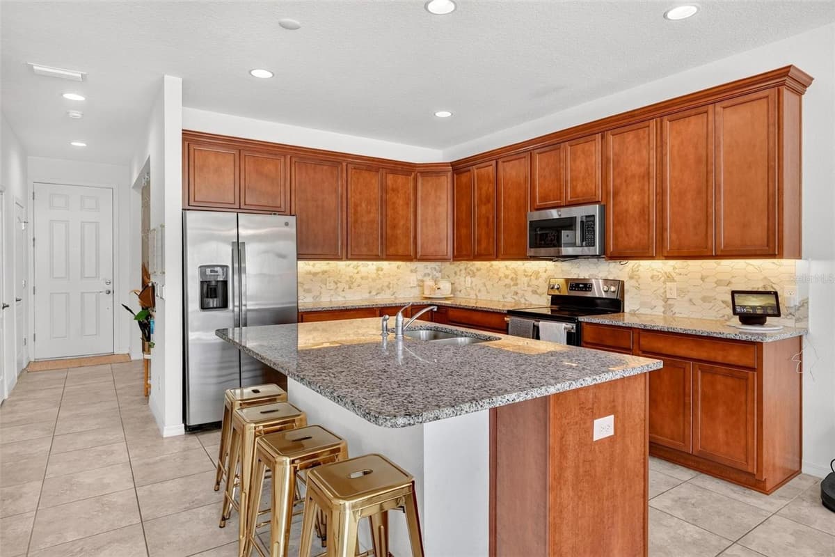 11156 HANLON TERRACE ALLEY — photo 8 of 47