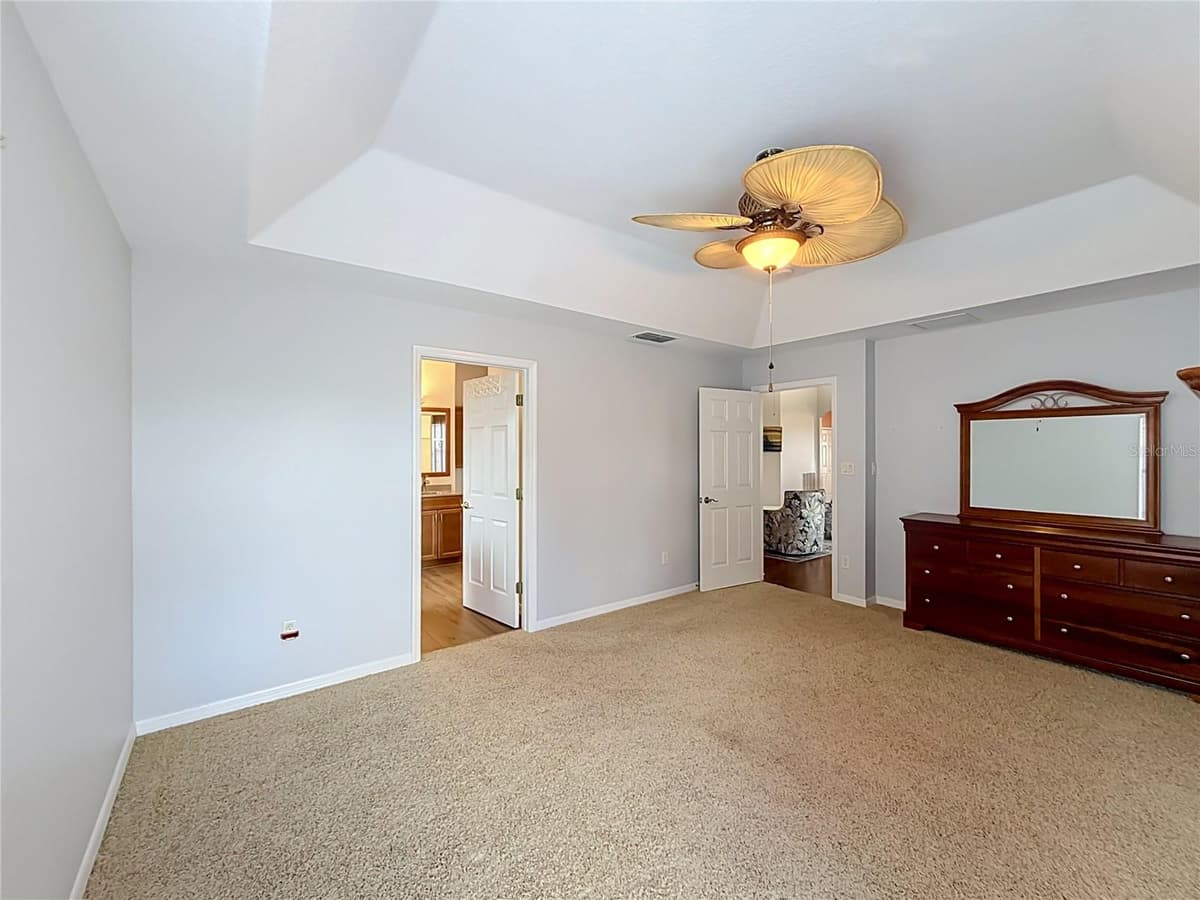 5024 LONG MEADOW DRIVE — photo 24 of 56