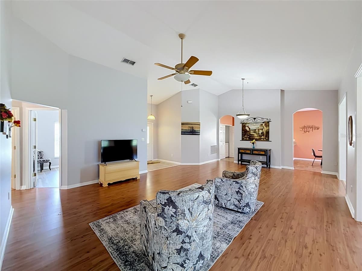 5024 LONG MEADOW DRIVE — photo 9 of 56