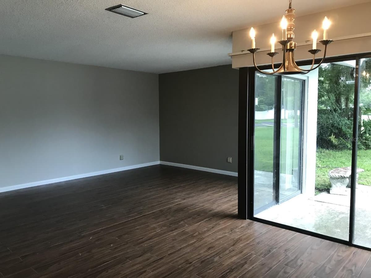 4711 GROVE POINT DRIVE — photo 10 of 23