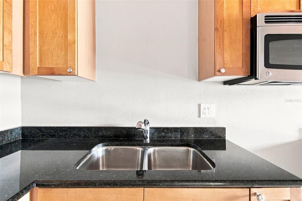 3889 POMPANO DRIVE — photo 11 of 87
