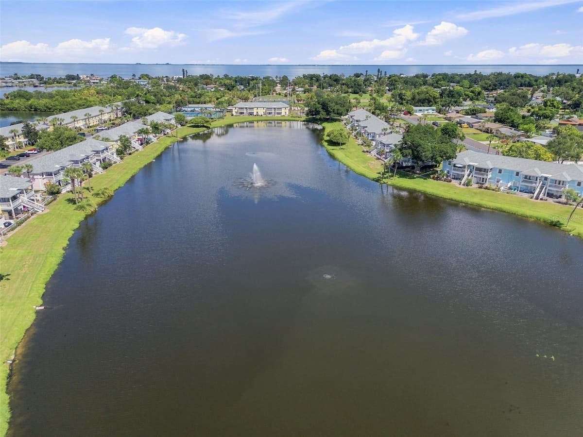 3889 POMPANO DRIVE — photo 35 of 87