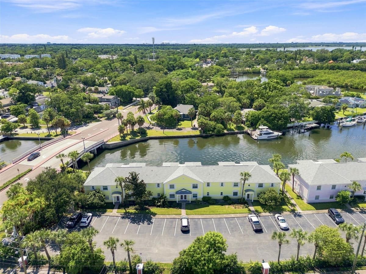 3889 POMPANO DRIVE — photo 84 of 87