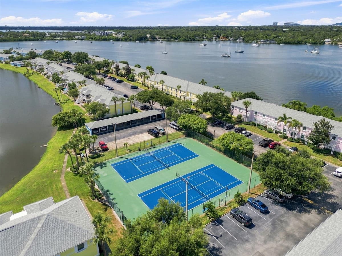 3889 POMPANO DRIVE — photo 39 of 87