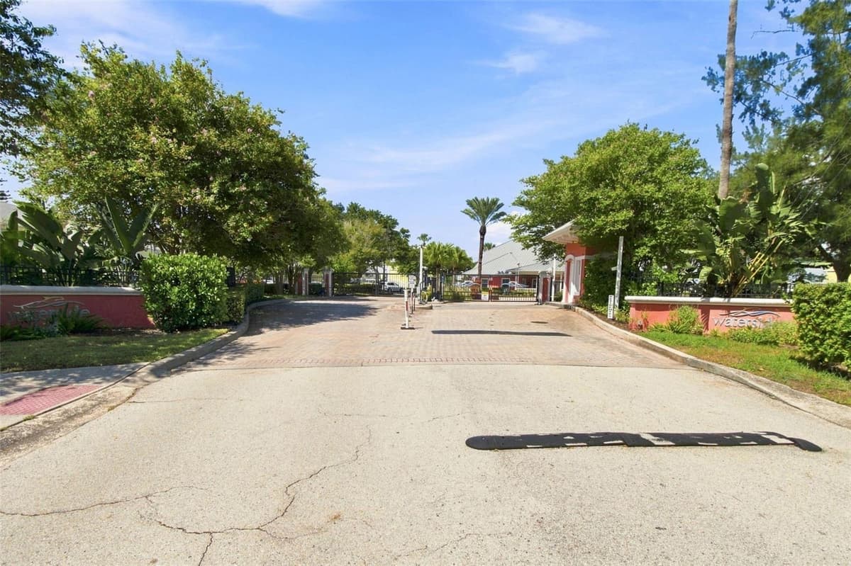 3889 POMPANO DRIVE — photo 44 of 87