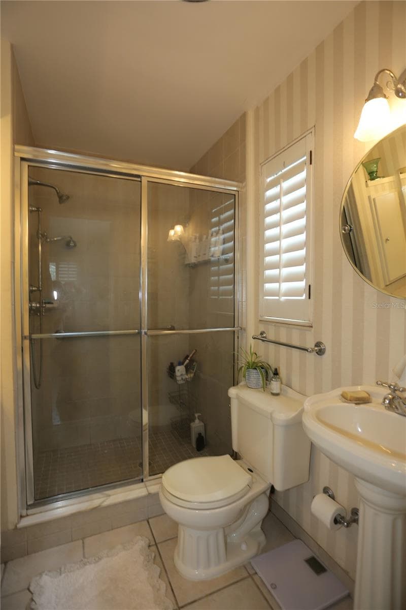 4414 WATROUS AVENUE — photo 10 of 11