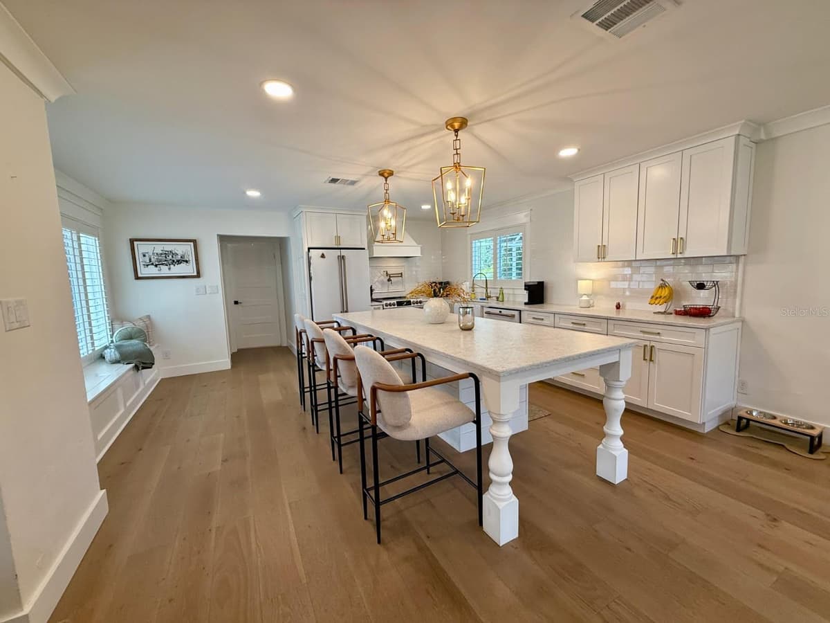 1833 PANDORA DRIVE — photo 10 of 38