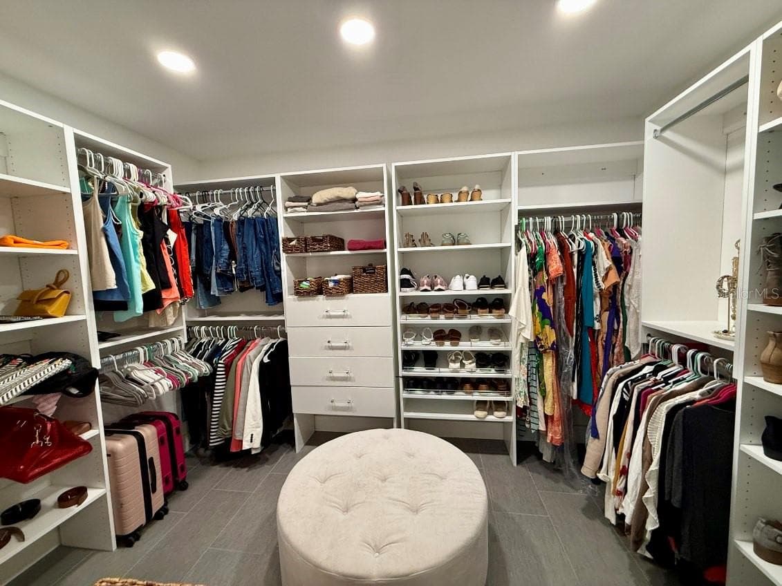 1833 PANDORA DRIVE — photo 15 of 38